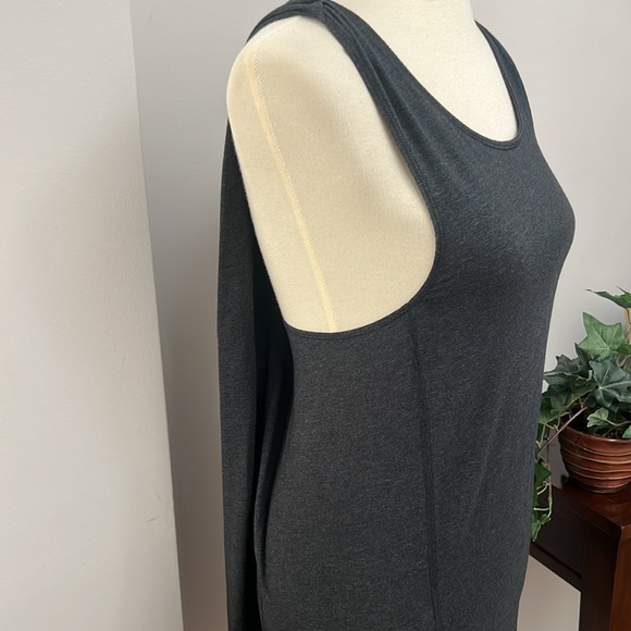 lululemon Salutation To Savasana Dress - Picture 6 of 11